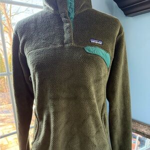 women’s lightweight Synchilla Snap-T Fleece Pullover